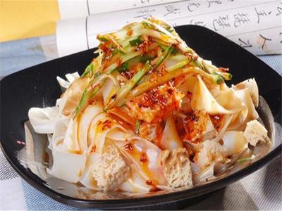 兄弟涼皮加盟費(fèi):創(chuàng)業(yè)新選擇,投資少回報(bào)高!