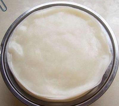 做涼皮時，加鹽，還是加淀粉?都不對，這樣做，涼皮筋道又透亮!